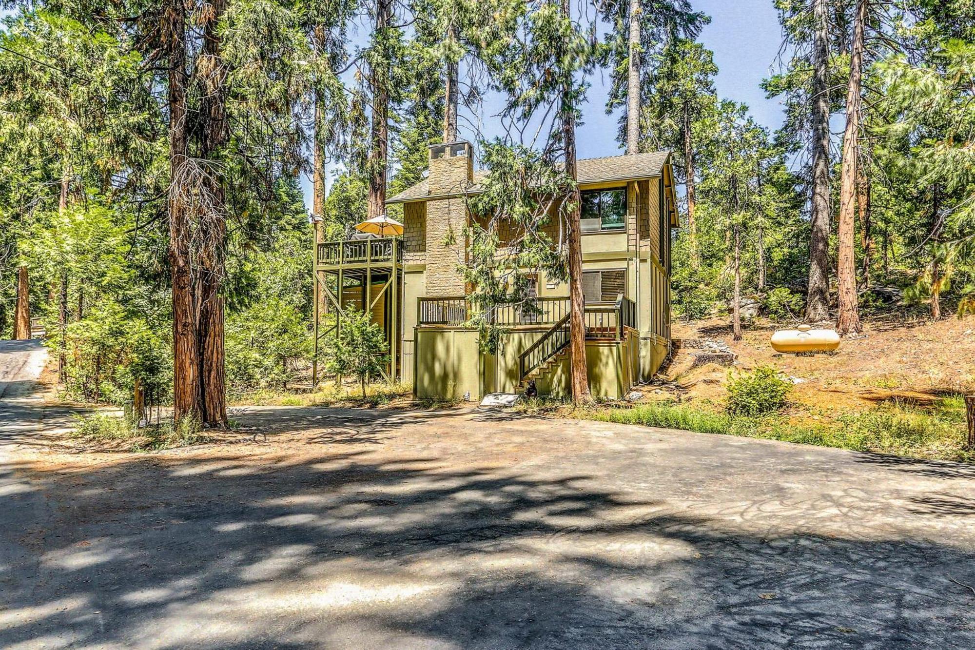 Cozy Bears Hideaway Cabin About 3 Mi To Shaver Lake! Exterior photo